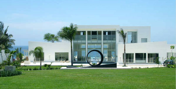 Villa sang trọng nằm bên bờ biển Beachfront